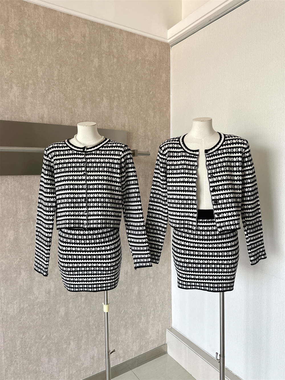 Early Autumn Contrast Stripe Knit Cardigan Long Sleeve Two Piece Set High Waist Bodycon Mini Skirt